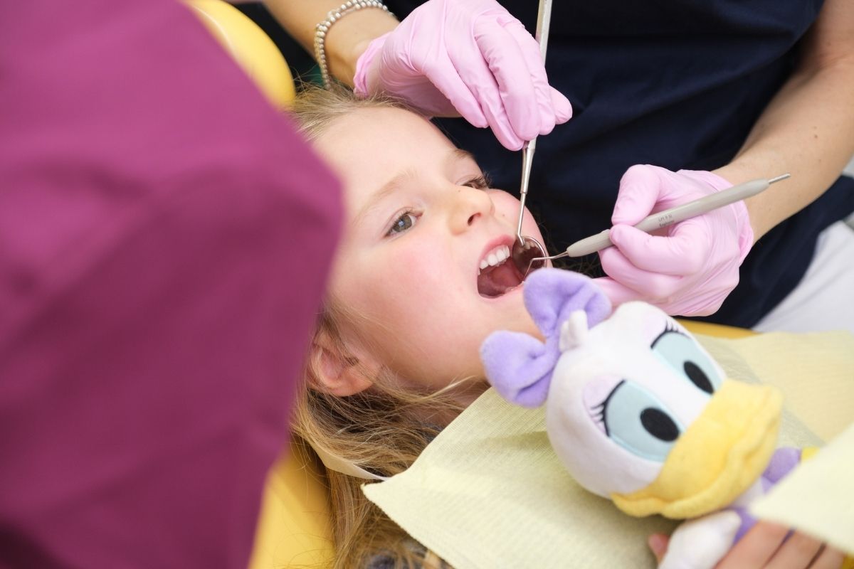 Prima Visita Dentistica Bambini: Il Valore Strategico